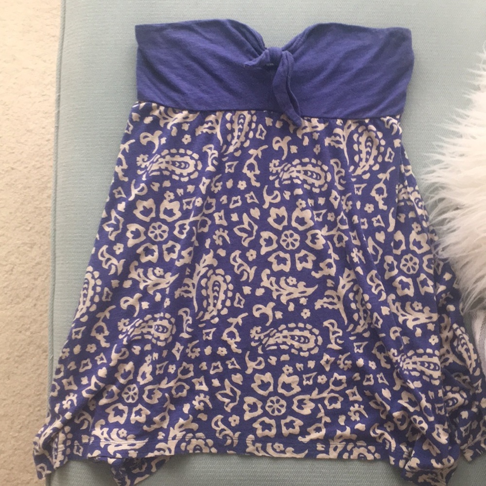 Super cute American Eagle top